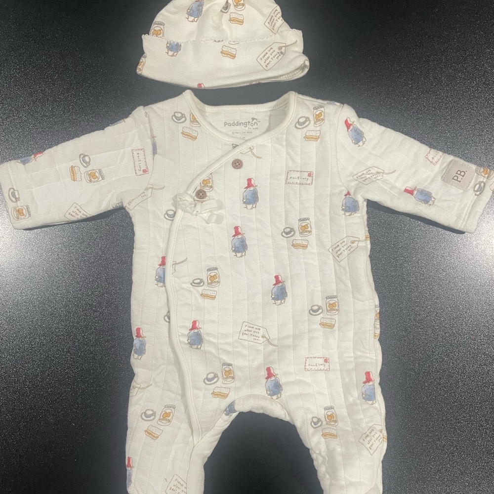 Paddington 1mo. Quilted Button Up PJs. Matching Hat 🐻 🥪